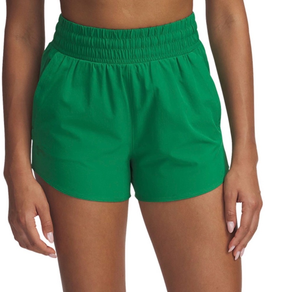 Under Armour Women's Vanish 3 in Athletic Shorts NWT